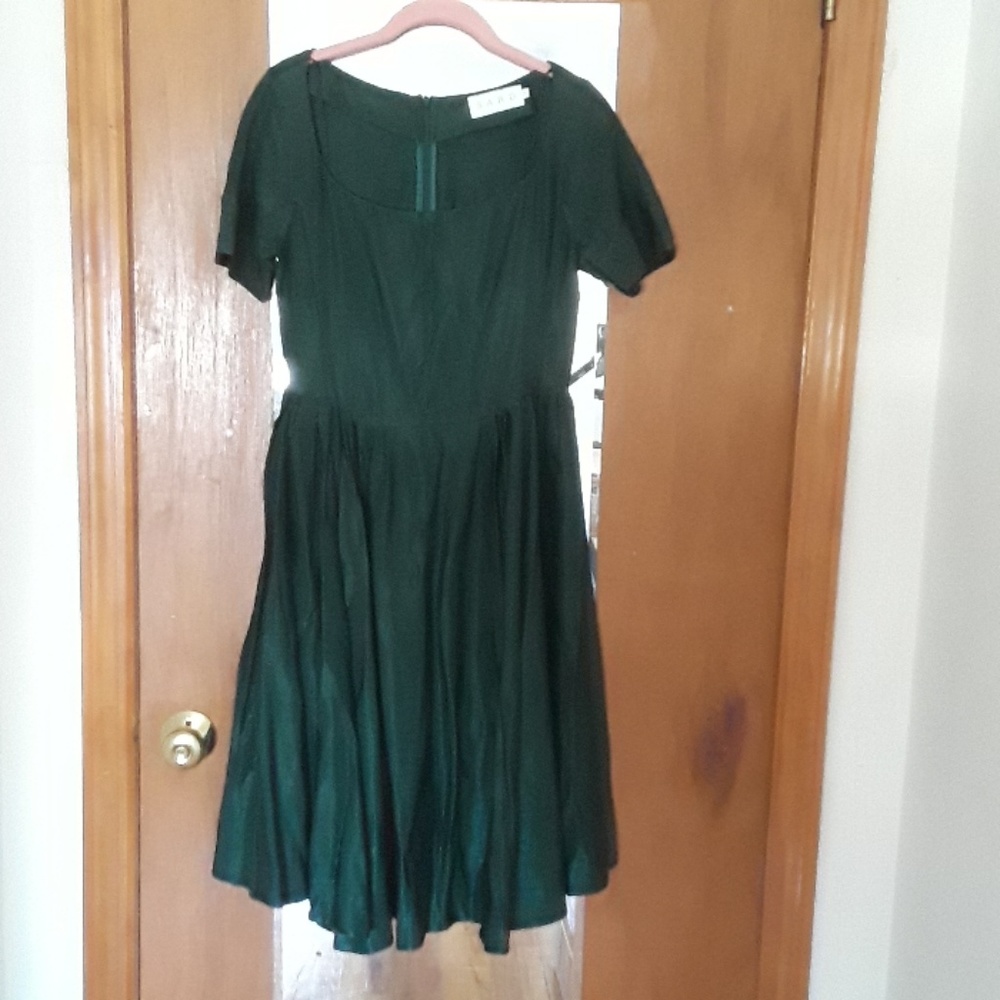 Dress - Picture 2 of 2